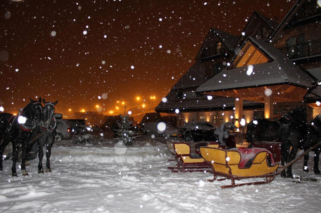 Askana - Basen, Sauny, Jacuzzi เบียลกาตัทร์ชันสกา ภายนอก รูปภาพ