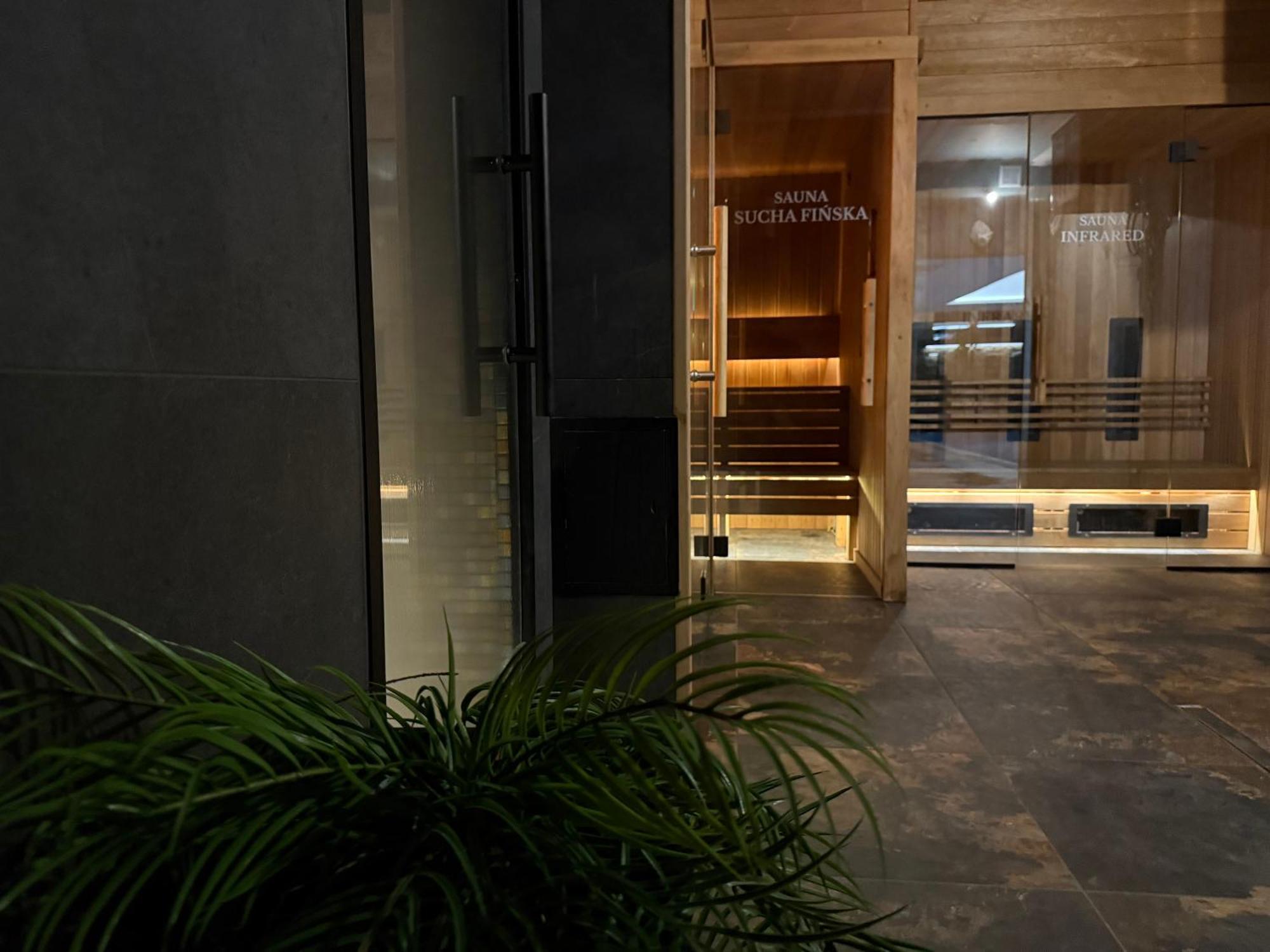 Askana - Basen, Sauny, Jacuzzi เบียลกาตัทร์ชันสกา ภายนอก รูปภาพ